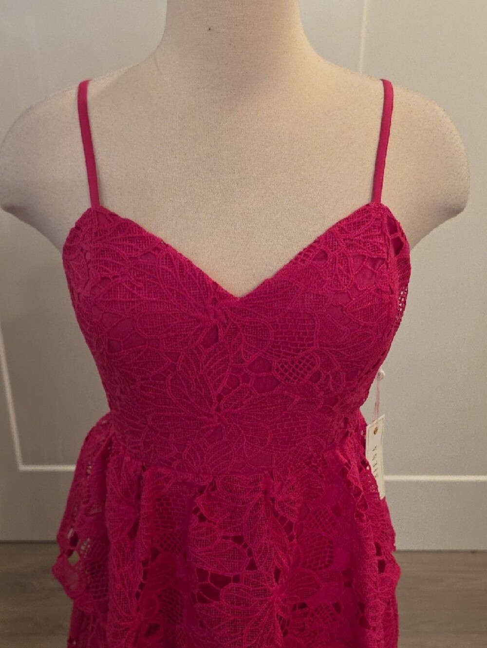 Siena Studio Fuchsia Lace Tiered adjustable-Strap Maxi Dress size 6 new with tag - Picture 5 of 14